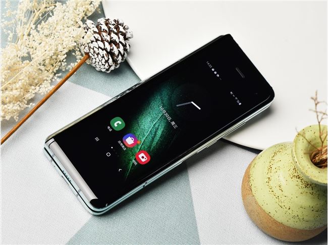 三星GalaxyFold 三星折叠屏手机 GalaxyFold